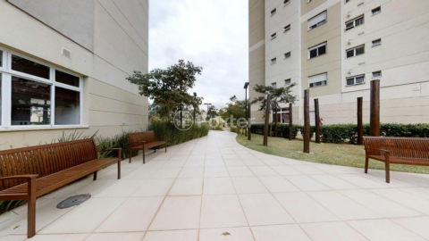 Image 37 - 1031770